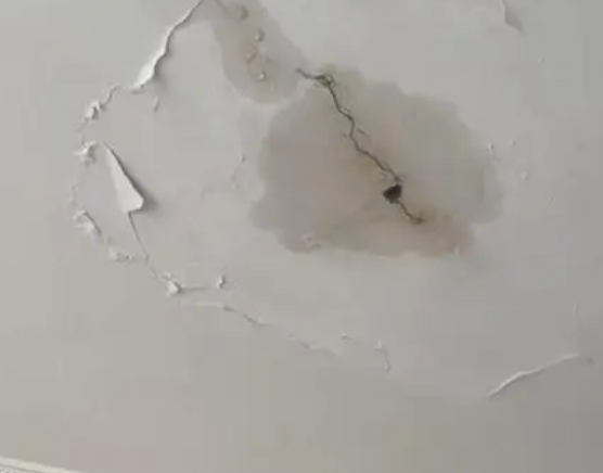 苍溪阳台漏水维修公司分享下屋面防水工程质量问题原因分析